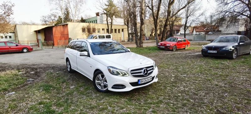 Mercedes-Benz E 200 EDITION-E , снимка 1 - Автомобили и джипове - 47659069