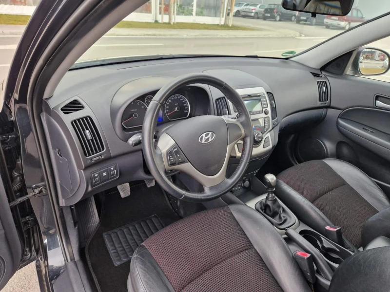 Hyundai I30 1.4 / 109 к.с., снимка 9 - Автомобили и джипове - 49196858