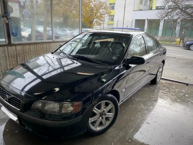 Volvo S60, снимка 1 - Автомобили и джипове - 49578293