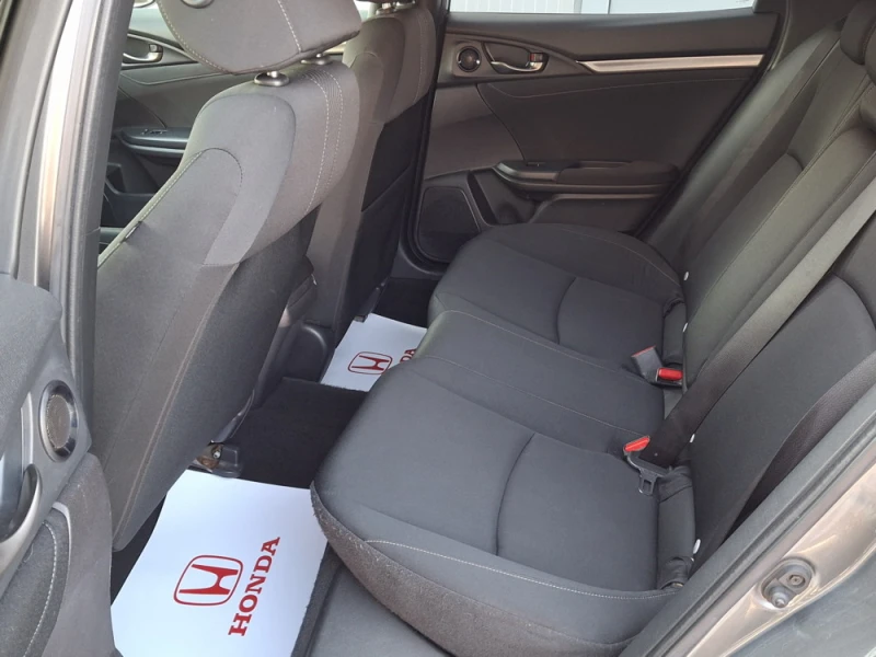 Honda Civic 1.0 VTEC Elegance Turbo AT, снимка 15 - Автомобили и джипове - 51190332