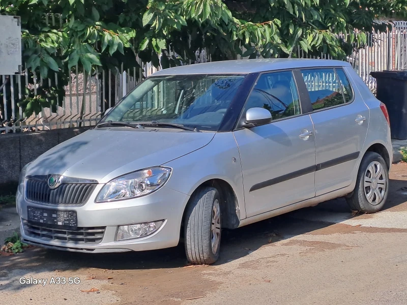 Skoda Fabia 1.2TSI, снимка 2 - Автомобили и джипове - 52399041