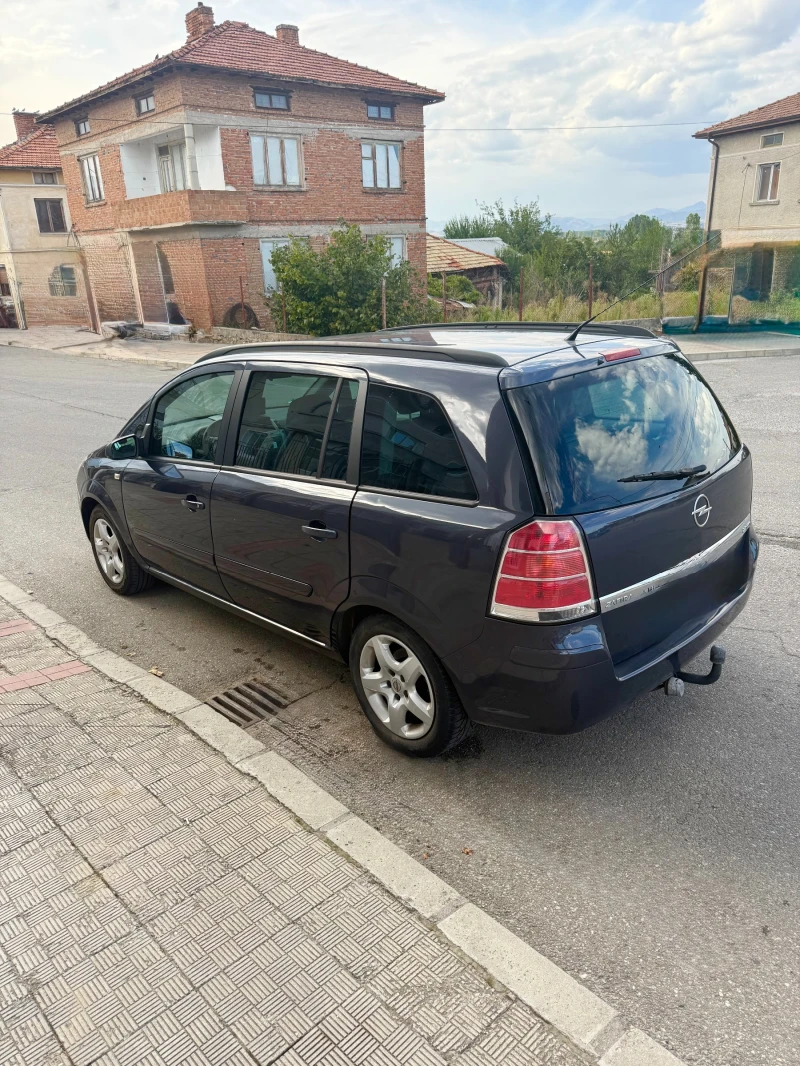 Opel Zafira, снимка 15 - Автомобили и джипове - 52310179