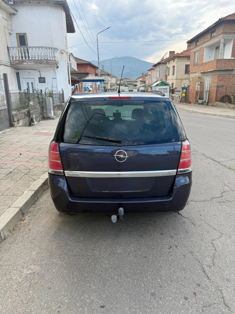Opel Zafira, снимка 14 - Автомобили и джипове - 52310179