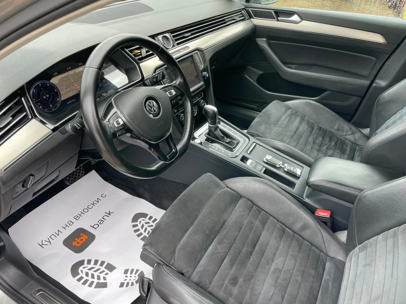 VW Passat 2.0TDI/DIGITAL/HIGHLINE/ALCANTARA/LANE ASSIST, снимка 8 - Автомобили и джипове - 52329435