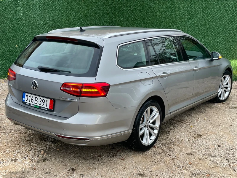 VW Passat 2.0TDI/DIGITAL/HIGHLINE/ALCANTARA/LANE ASSIST, снимка 5 - Автомобили и джипове - 52329435