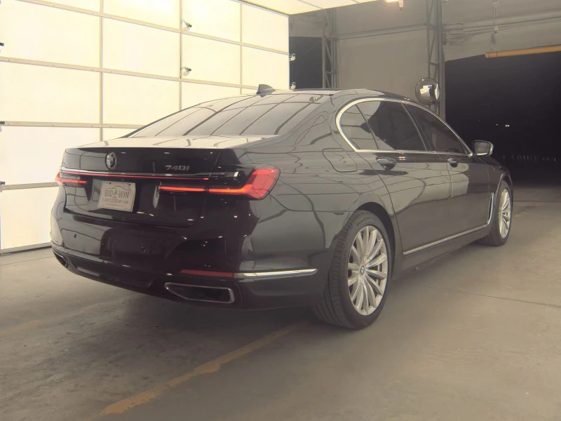 BMW 740 i DIGITAL/ОБДУХВАНЕ/ПОДГРЕВИ/ВАКУУМ/360/HEAD-UP, снимка 6 - Автомобили и джипове - 53076260