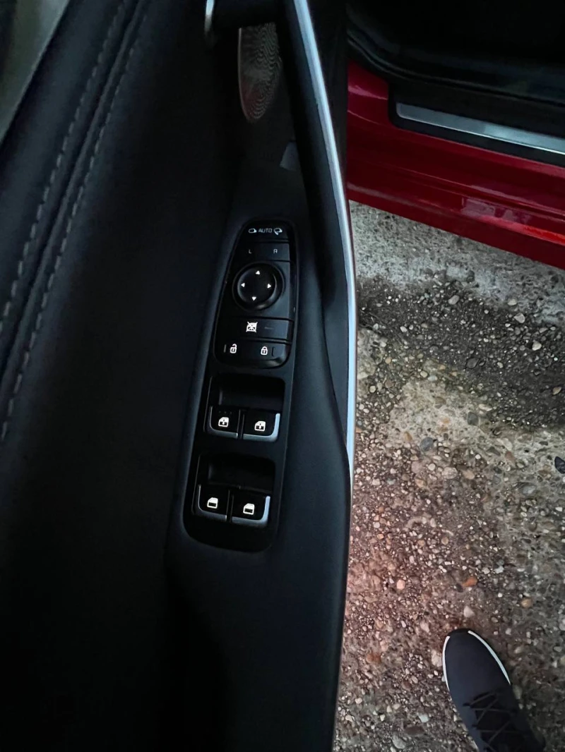 Kia Stinger * * ТОП-ЦЕНА* * , снимка 7 - Автомобили и джипове - 53495812