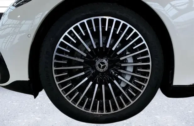 Mercedes-Benz EQS 580 4Matic = AMG Line = Premium Plus Гаранция - изображение 5