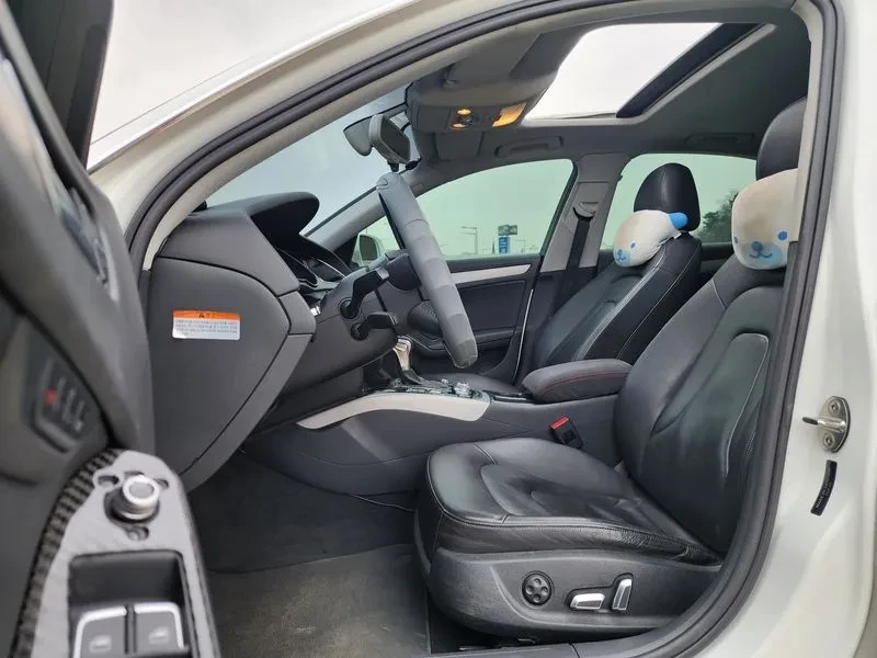 Audi A4 2.0 TDI, снимка 9 - Автомобили и джипове - 54550852