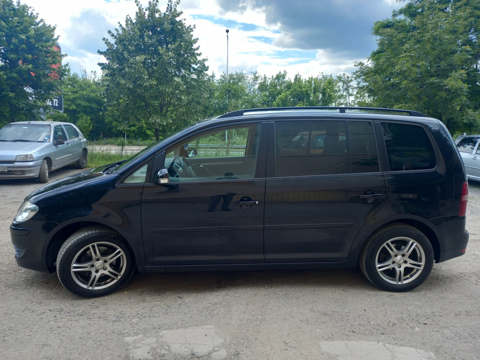 VW Touran 1.9 - изображение 2