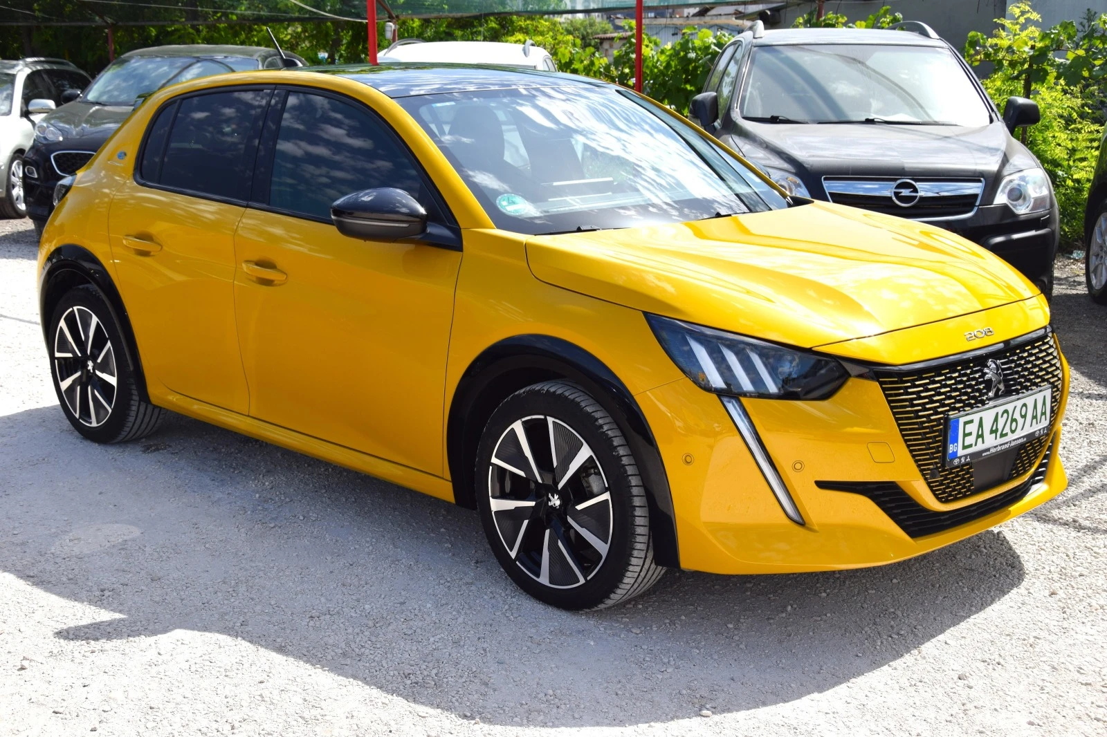 Peugeot 208 e208 GT+  - [1] 