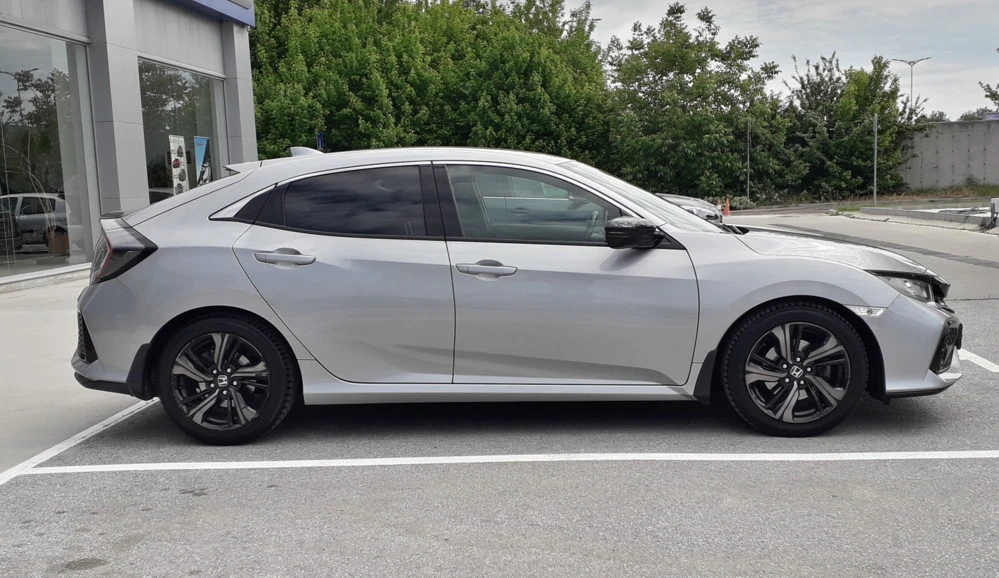 Honda Civic 1.0 VTEC Elegance Turbo AT - изображение 5