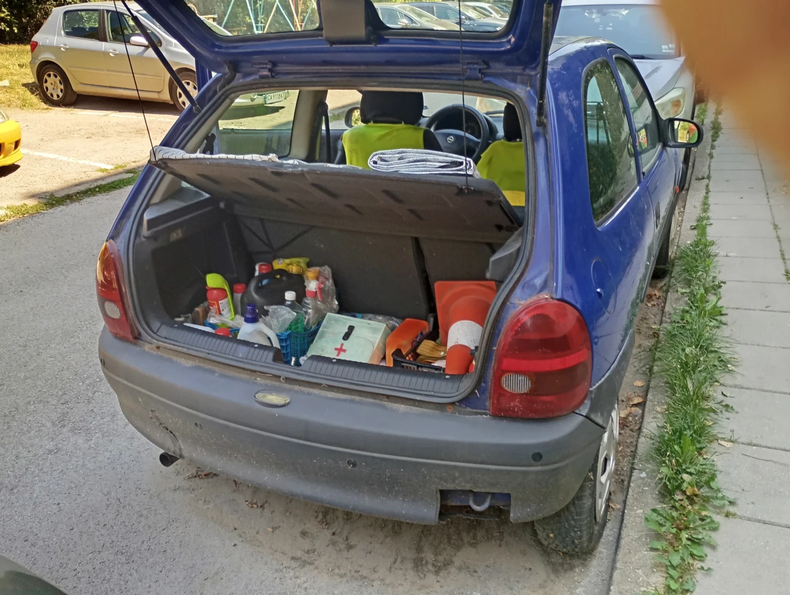 Opel Corsa B - изображение 6