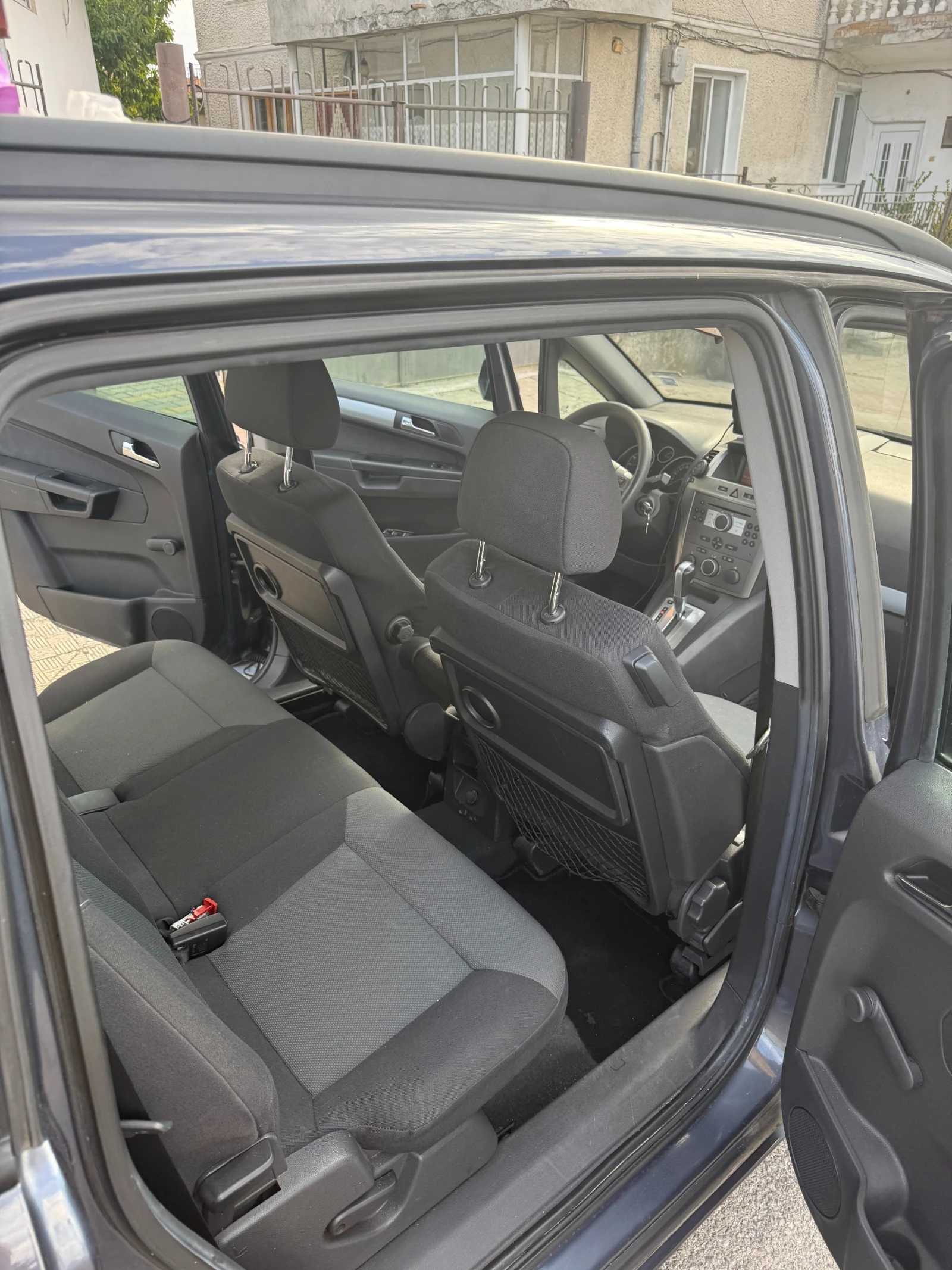 Opel Zafira  - изображение 8