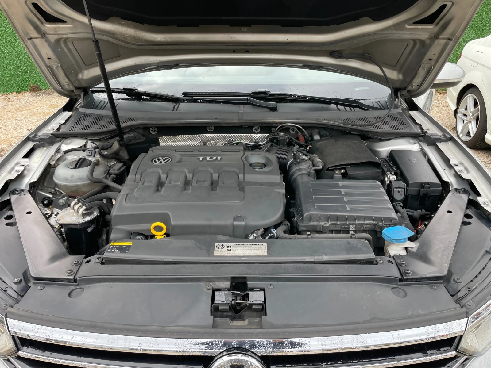 VW Passat 2.0TDI/DIGITAL/HIGHLINE/ALCANTARA/LANE ASSIST | Mobile.bg   17