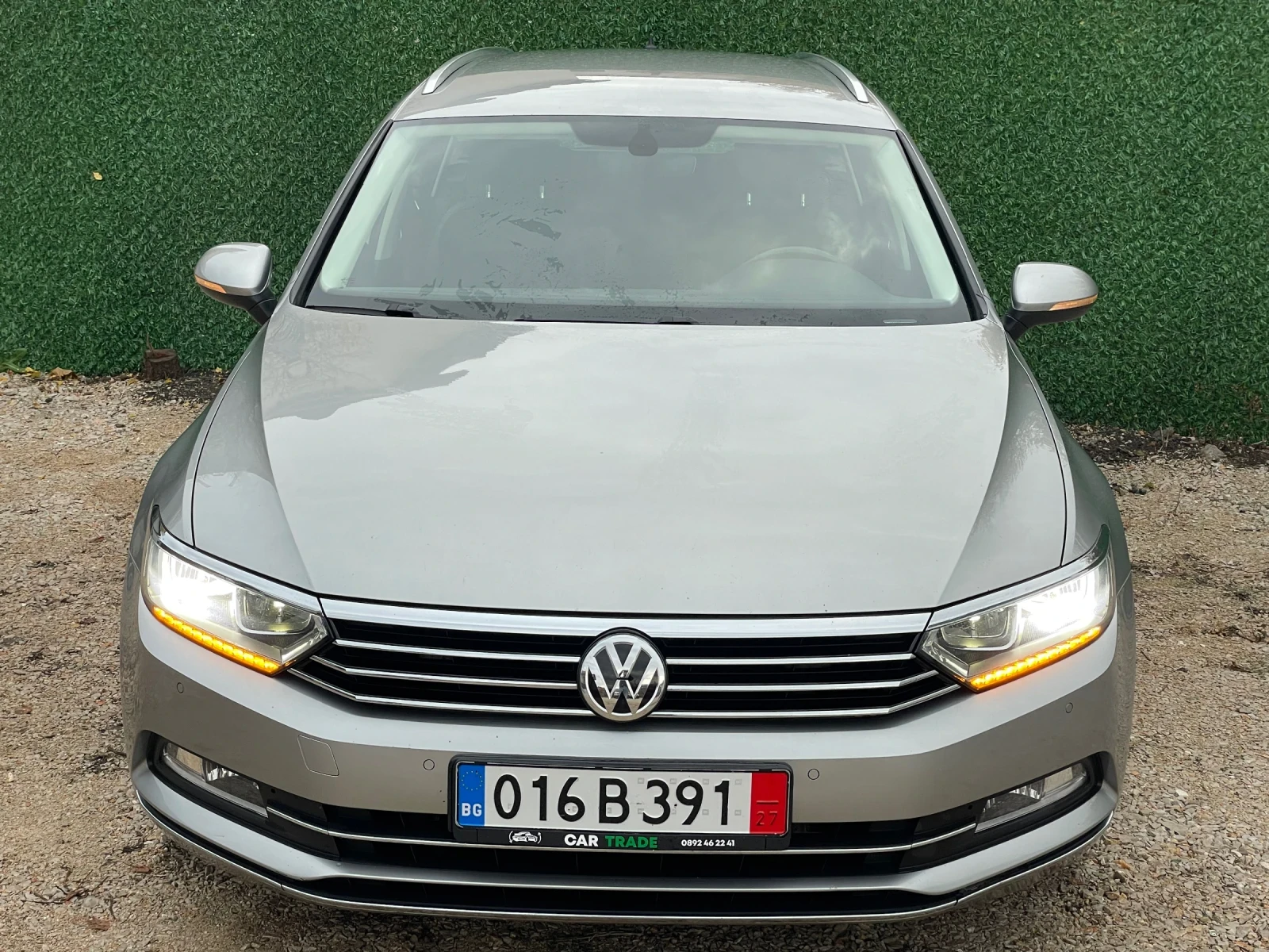 VW Passat 2.0TDI/DIGITAL/HIGHLINE/ALCANTARA/LANE ASSIST - изображение 2