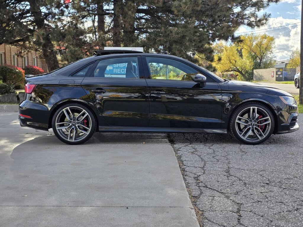 Audi S3 * АВТО КРЕДИТ* ЦЕНА ДО БГ * Сервизна история *  - изображение 6