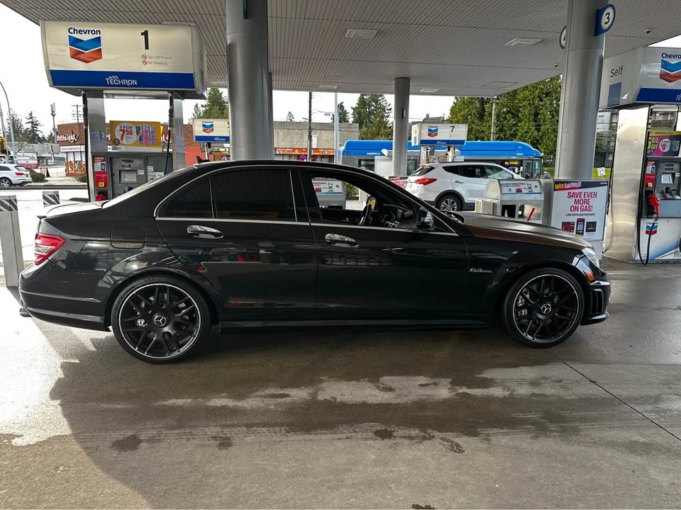 Mercedes-Benz C 63 AMG С РЕГИСТРАЦИЯ&АВТО КРЕДИТ - изображение 2