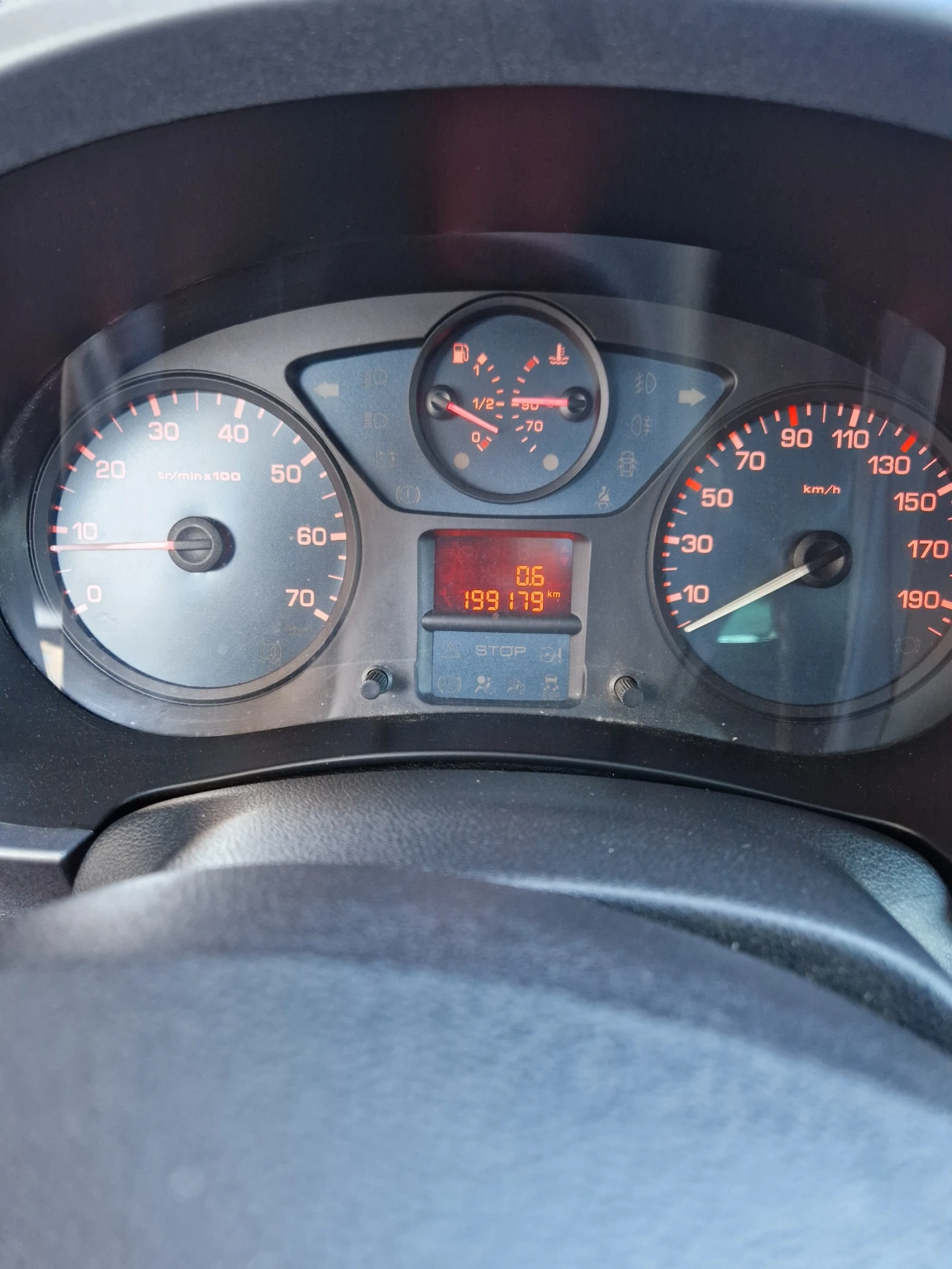 Citroen Berlingo 1.6i ГАЗ/BRC, снимка 17 - Автомобили и джипове - 53812589