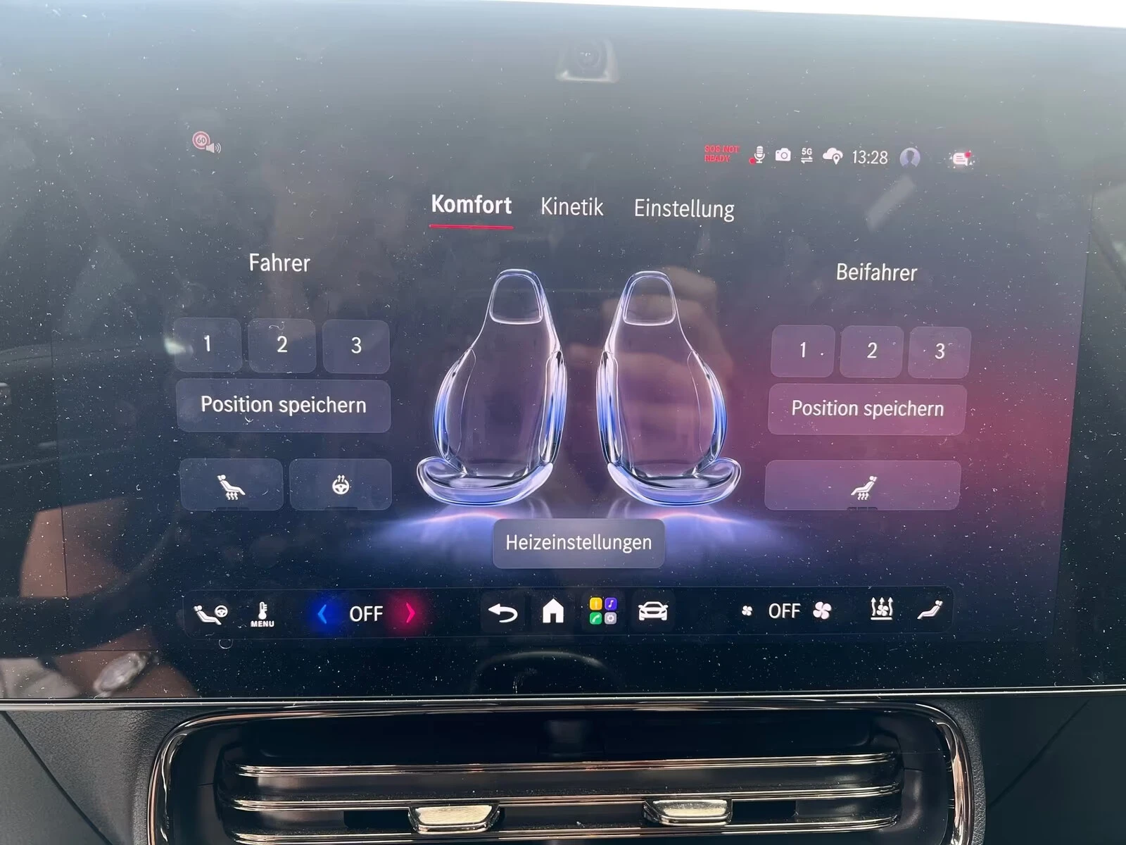 Mercedes-Benz CLA 250 + EQ AMG KeyGO PANO DISTR Memory KAM iCarbg, снимка 12 - Автомобили и джипове - 53827030