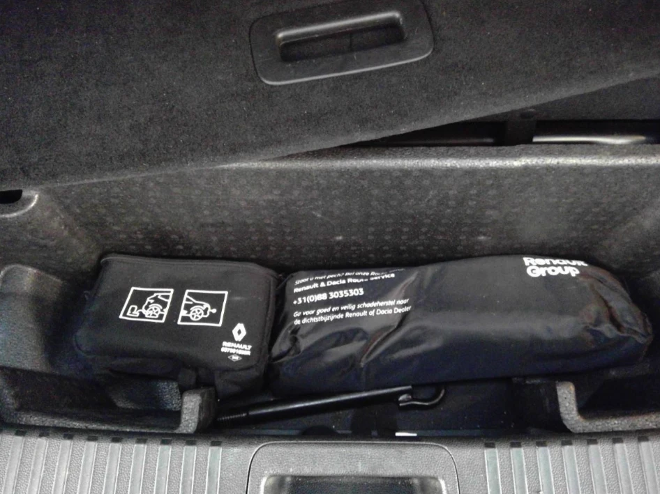 Renault Espace Techno, снимка 16 - Автомобили и джипове - 53877781