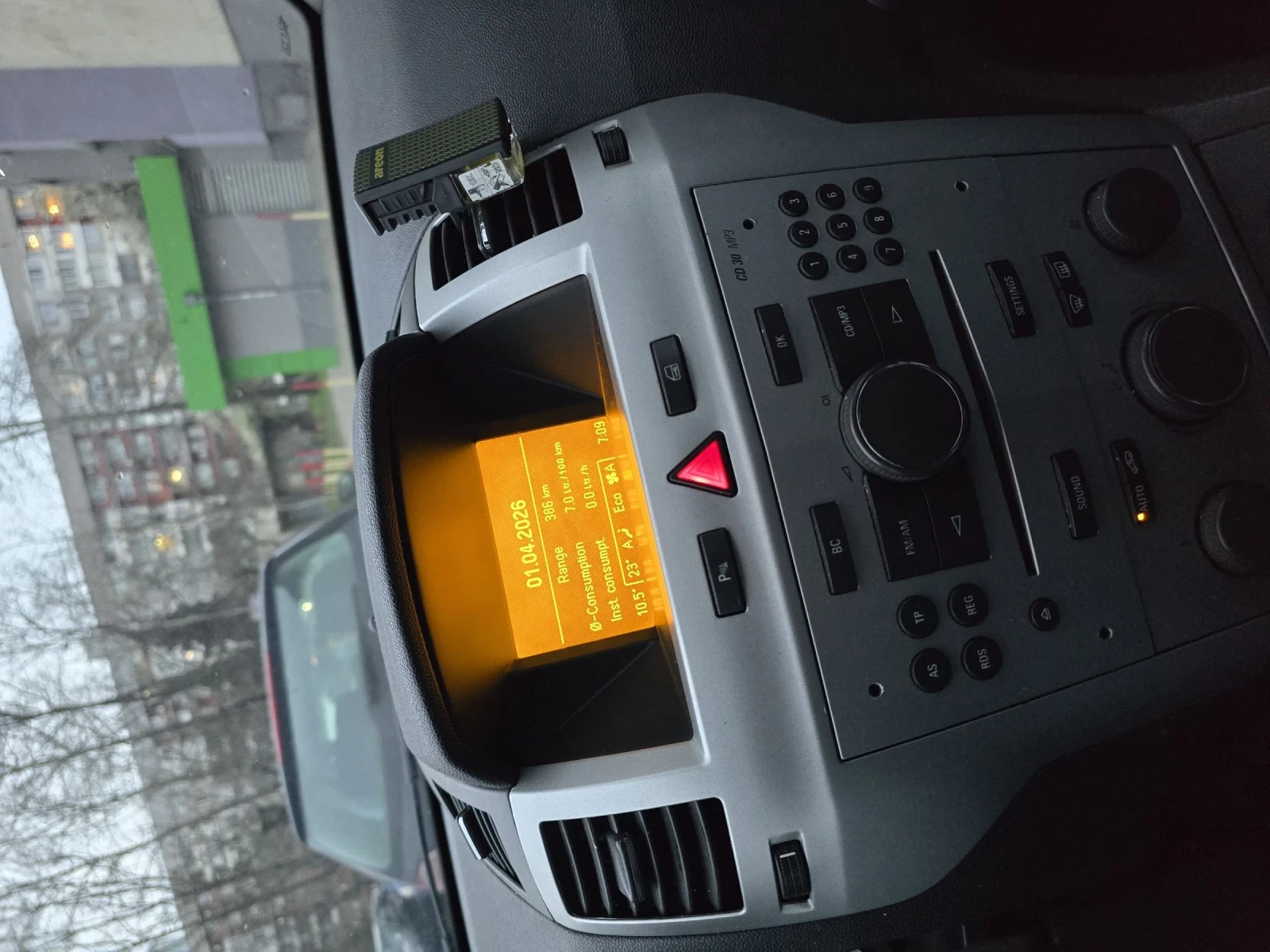 Opel Zafira, снимка 6 - Автомобили и джипове - 54047982