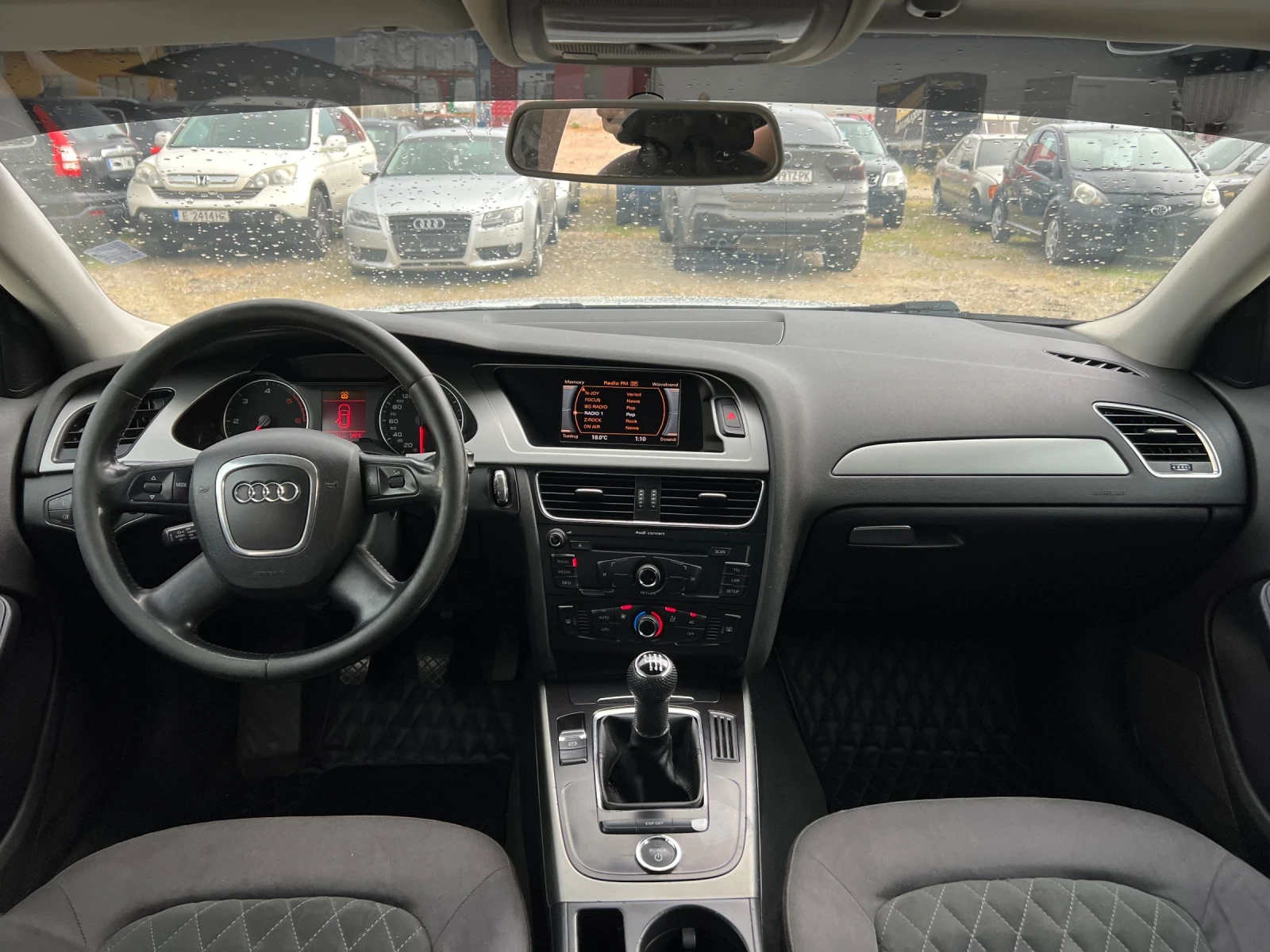 Audi A4 2.0TDI-143к.с./ RS4 Pack/ Алкантара/ Автопилот, снимка 17 - Автомобили и джипове - 54856717