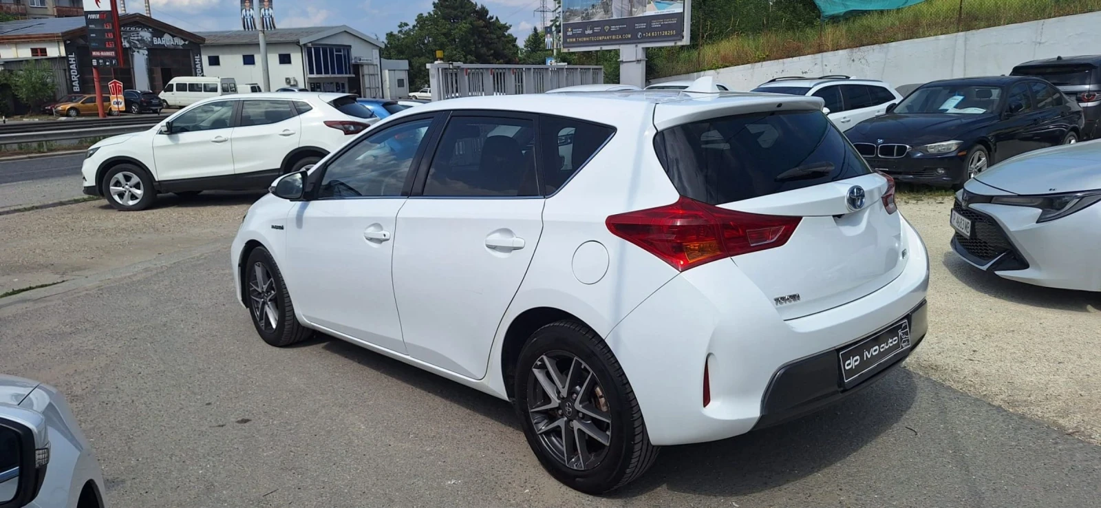 Toyota Auris ������* ������* �������*  | Mobile.bg � ����������� 3