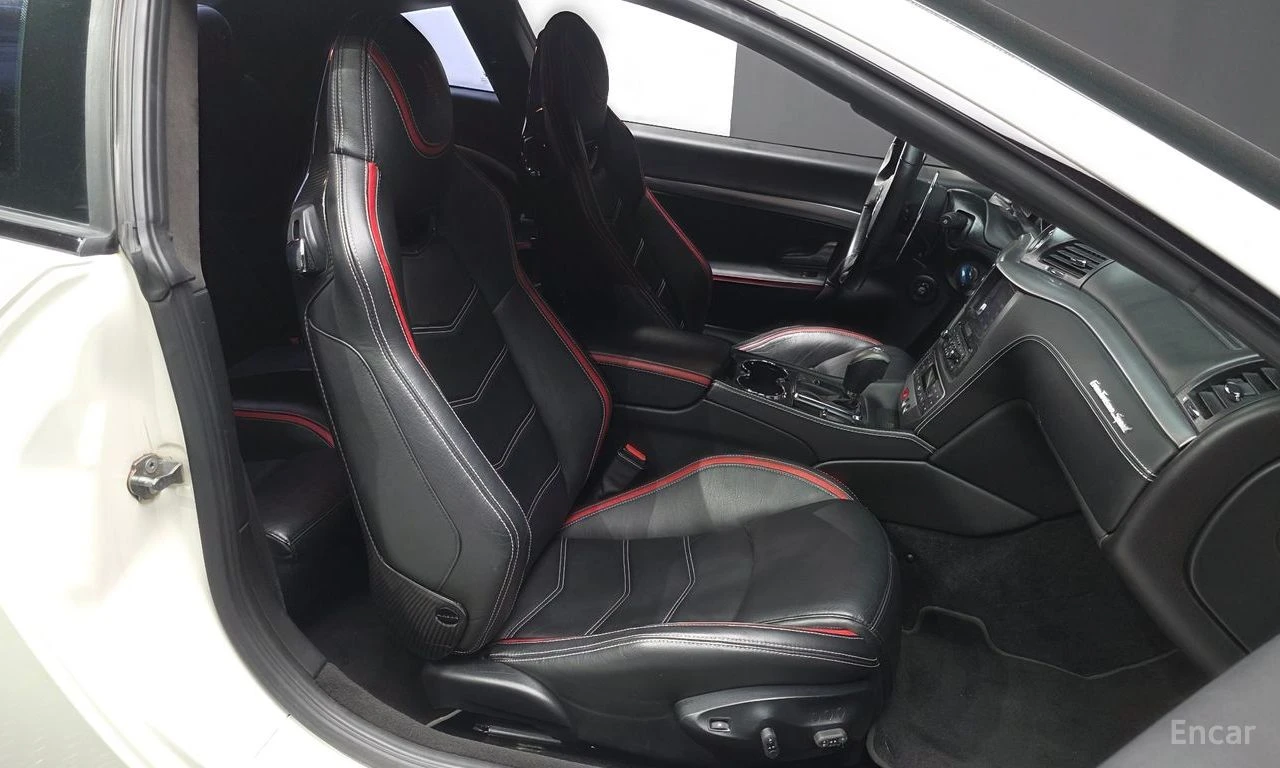 Maserati GranTurismo 4.7* SPORT* , снимка 13 - Автомобили и джипове - 55449538