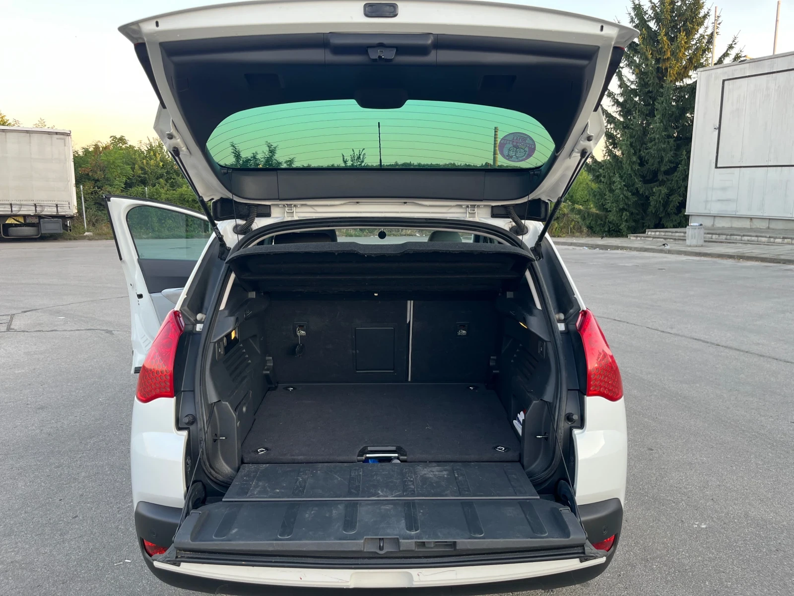 Peugeot 3008 1.6i | Mobile.bg � ����������� 14