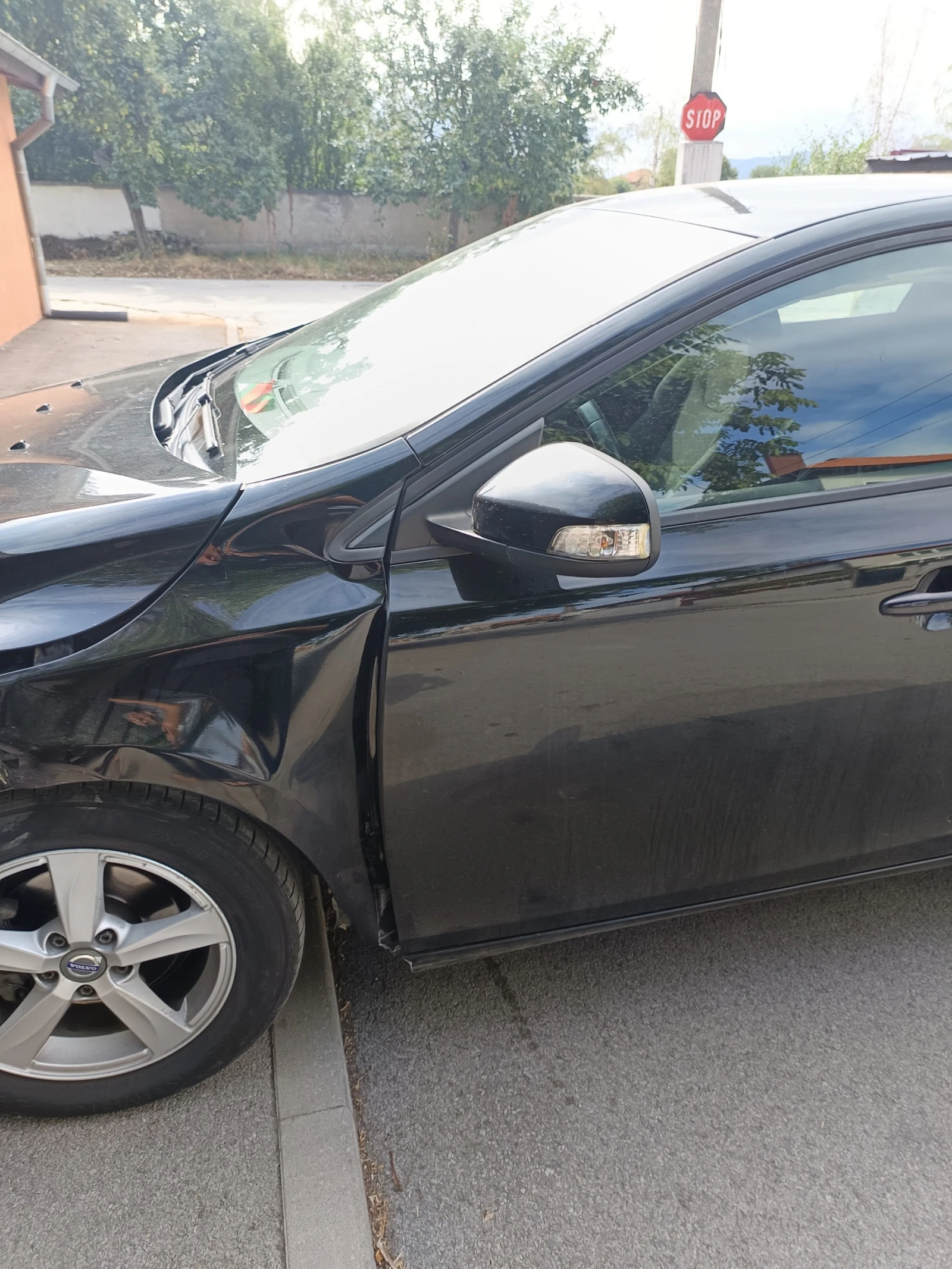 Volvo V40 | Mobile.bg � ����������� 6