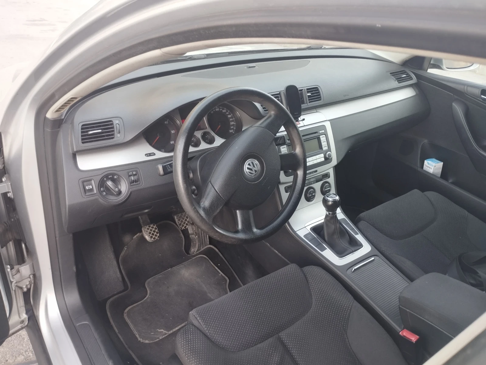 VW Passat, снимка 5 - Автомобили и джипове - 55786400