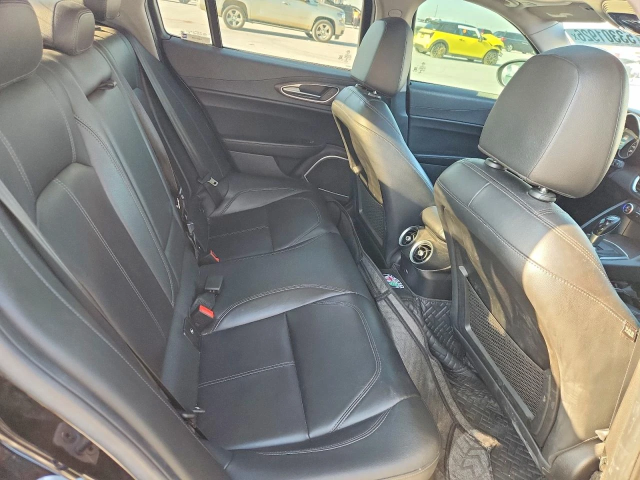 Alfa Romeo Giulia TI* AWD* ПОДГРЕВ* КАМЕРА* ШИБИДАХ* KEYLESS* , снимка 10 - Автомобили и джипове - 55929146