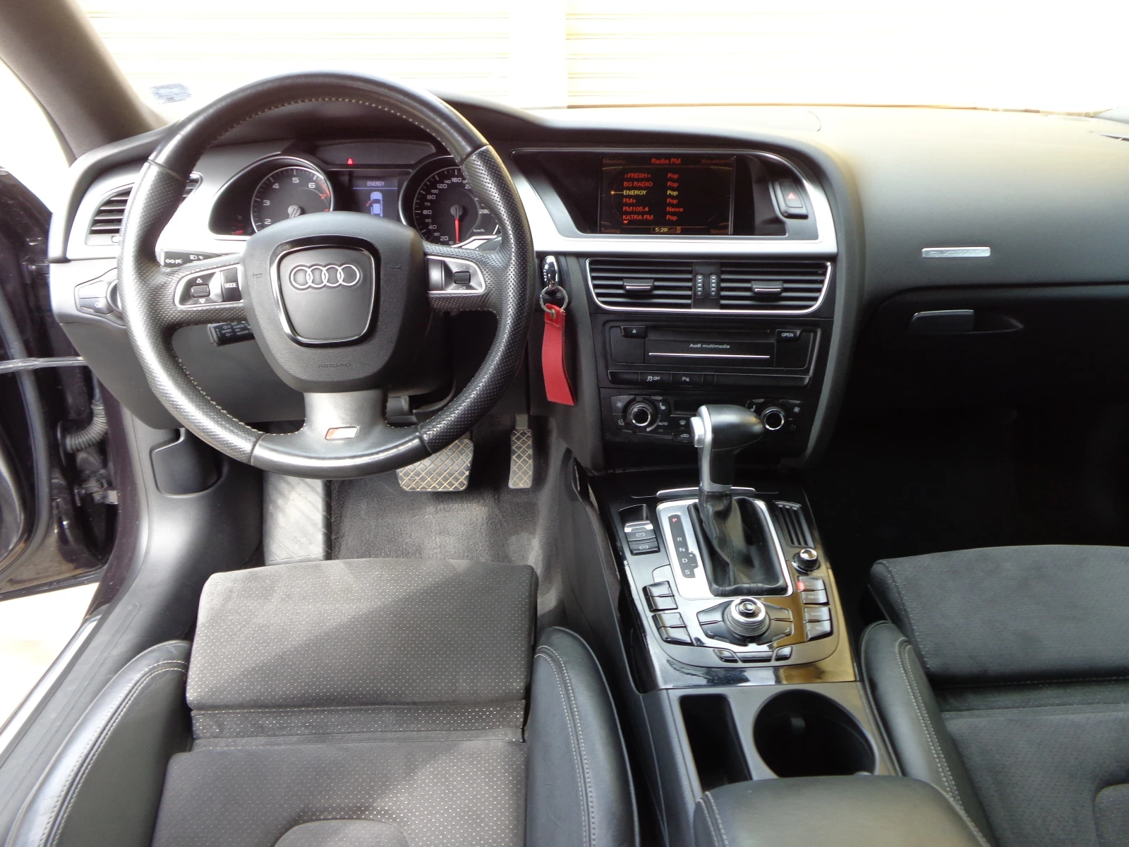 Audi A5 S-line quattro, снимка 14 - Автомобили и джипове - 55937801