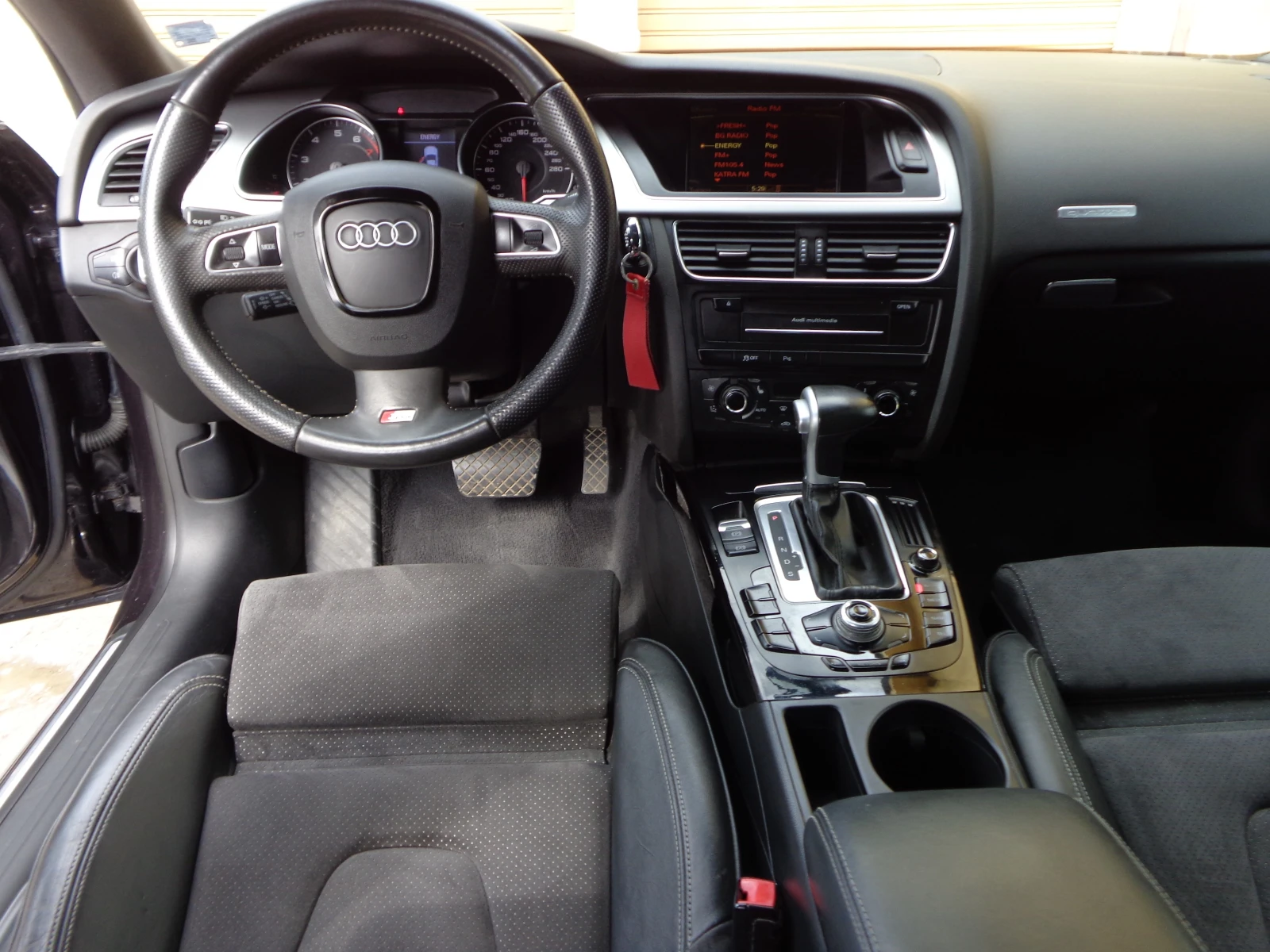 Audi A5 S-line quattro, снимка 13 - Автомобили и джипове - 55937801