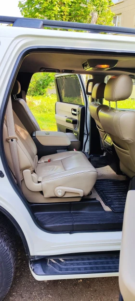 Toyota Sequoia 5.7 Platinum  - 24800 € / 48504.58 лв. - 86113425 17