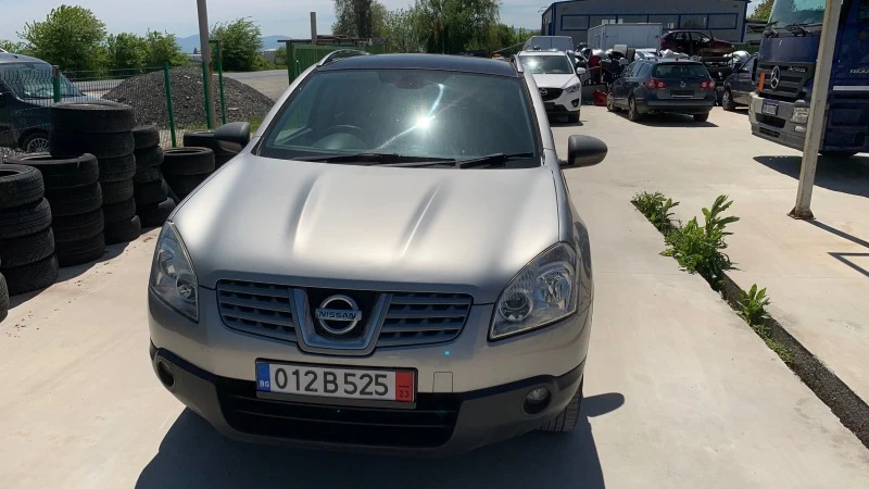 Nissan Qashqai Nissan Qashqai 1.6i, снимка 1 - Автомобили и джипове - 41416517