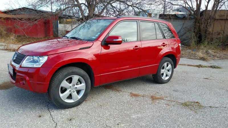 Suzuki Grand vitara 2.4-16V Газ, снимка 1 - Автомобили и джипове - 48204125