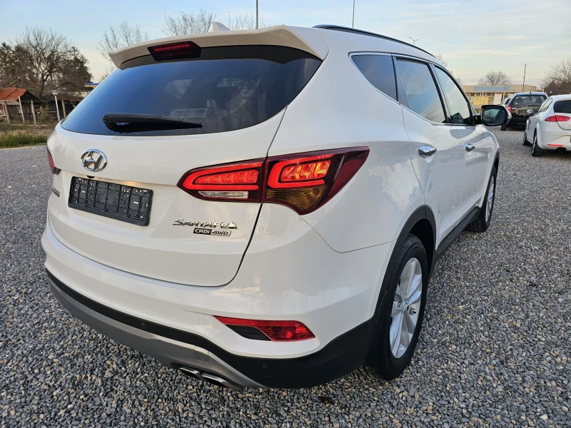 Hyundai Santa fe 2.2crdi  200k.c Ponorama Keyless Kamera, снимка 5 - Автомобили и джипове - 48395456