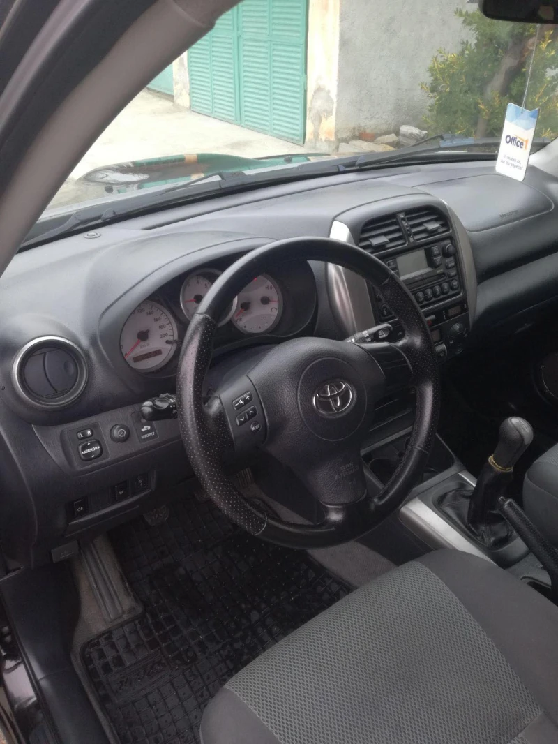 Toyota Rav4, снимка 10 - Автомобили и джипове - 48540489