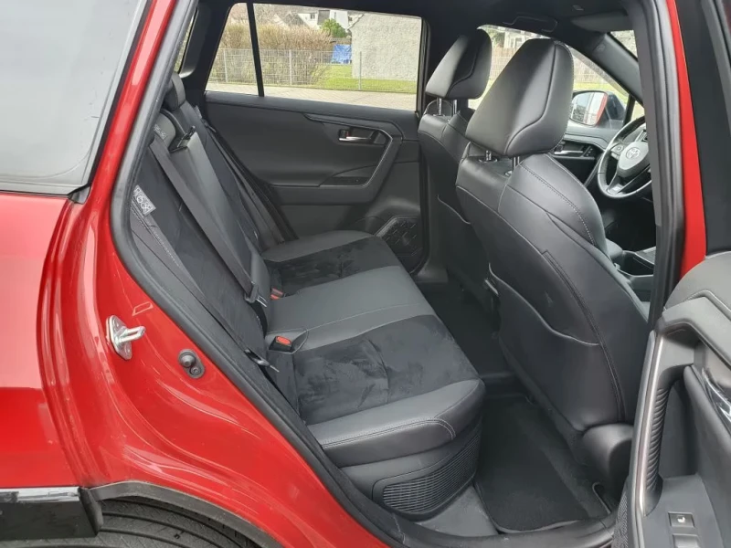 Toyota Rav4 GR-SPORT/306HP/HUD/CAM/NAVI/LED/KLESS/180g, снимка 14 - Автомобили и джипове - 51451134