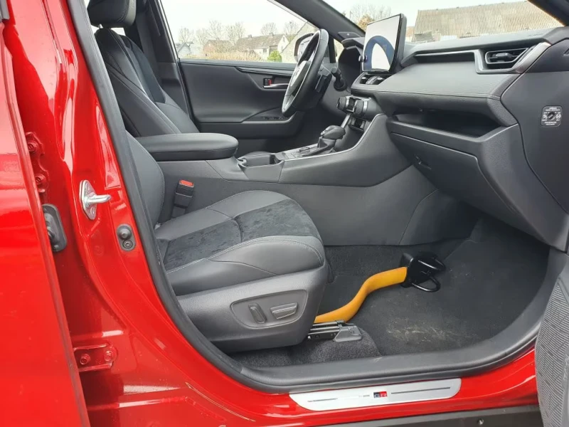 Toyota Rav4 GR-SPORT/306HP/HUD/CAM/NAVI/LED/KLESS/180g, снимка 13 - Автомобили и джипове - 51451134