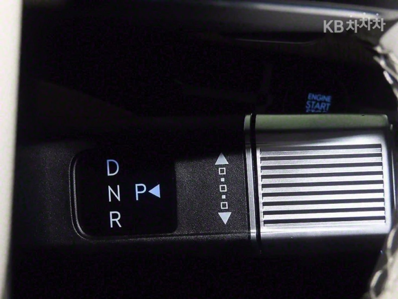 Hyundai Santa fe MX5 1.6T HEV AWD CALLIGRAPHY ЛИЗИНГ БЕЗ ПЪРВ. ВН., снимка 12 - Автомобили и джипове - 52650481