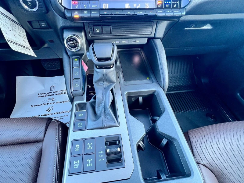 Toyota Land cruiser Land Cruiser 250, Месечна вноска от 1300 лв., снимка 9 - Автомобили и джипове - 52377772