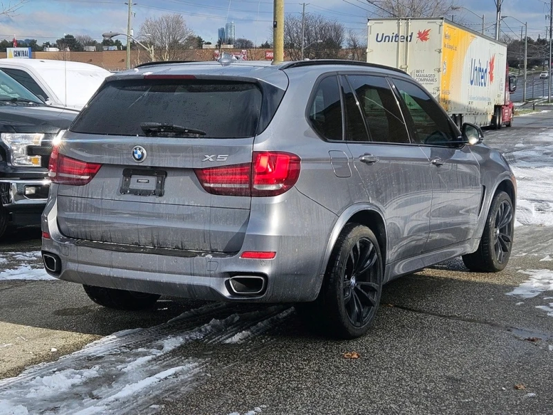 BMW X5 * XDrive35d M Sport, Dealer Serviced, No Accidents, снимка 4 - Автомобили и джипове - 52724389