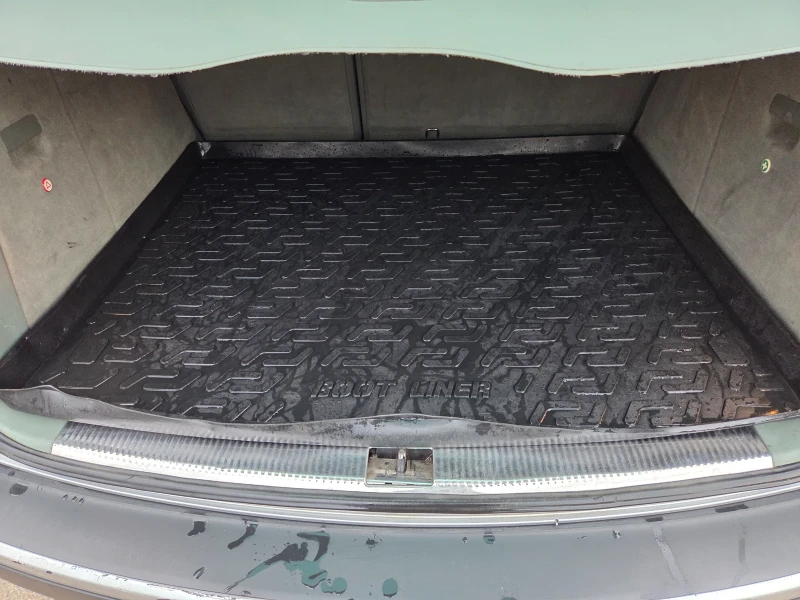 VW Touareg, снимка 14 - Автомобили и джипове - 53225357