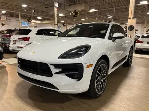 Porsche Macan S / CARFAX
