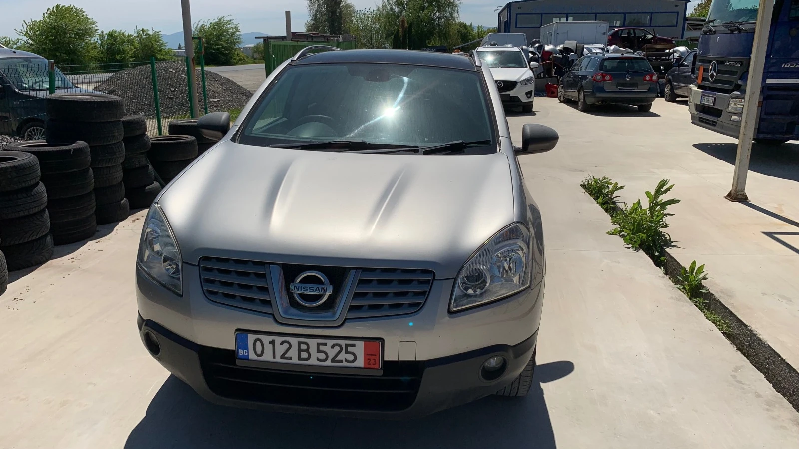 Nissan Qashqai Nissan Qashqai 1.6i, снимка 1