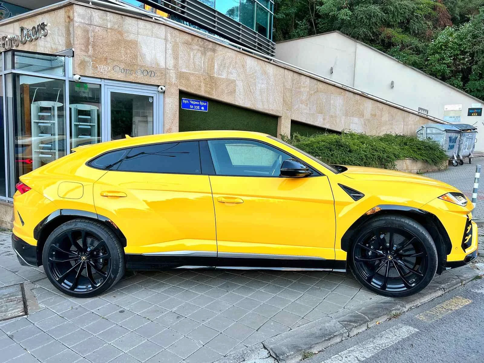 Lamborghini Urus  - изображение 3