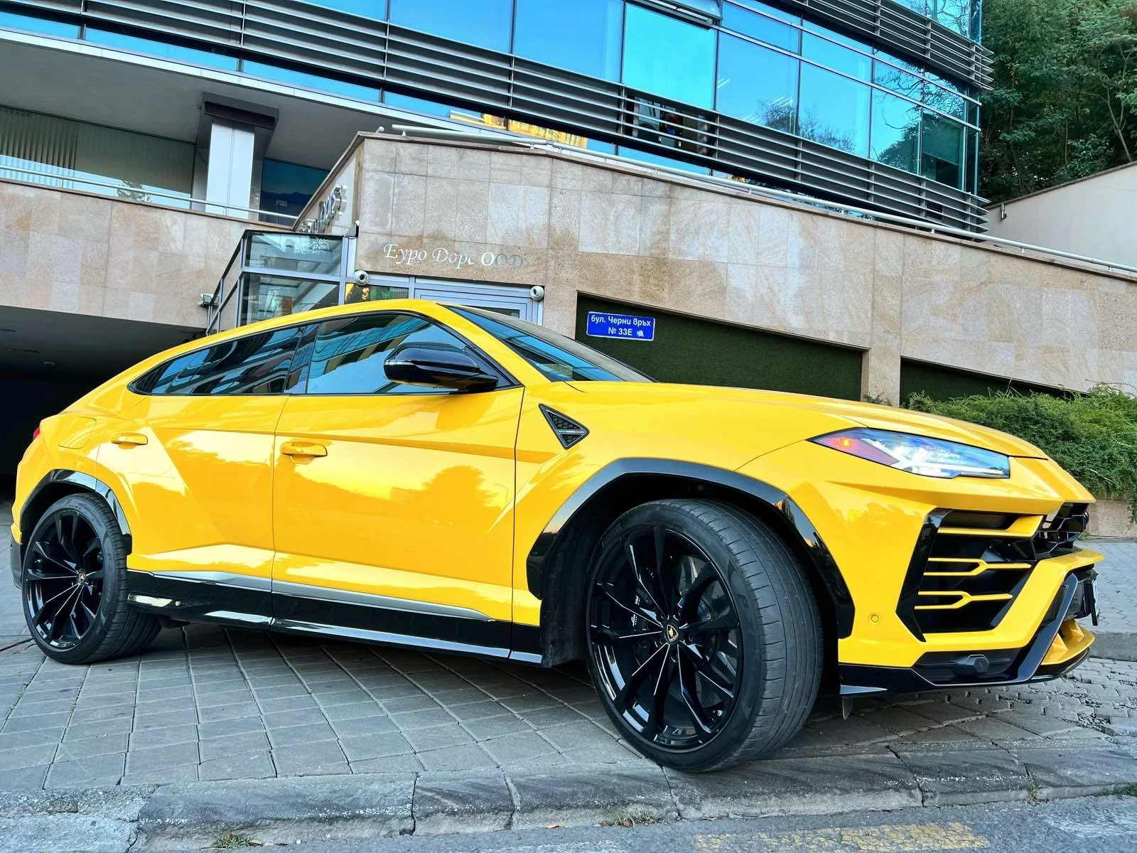 Lamborghini Urus  - изображение 4